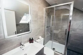 Queensferry Collection Residence 8 - Image 3