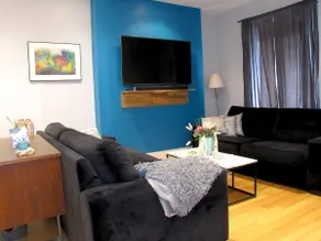 8-Min to Downtown, Stylish 3BR Urban Oasis - Image 4