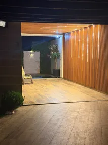 House with pond - Image 2