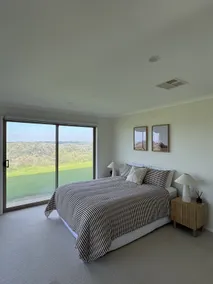 Rieu House - Clifftop Murray River Stay - 4 BED - Image 3