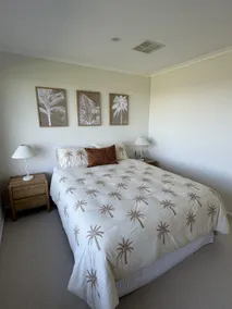 Rieu House - Clifftop Murray River Stay - 4 BED - Image 5