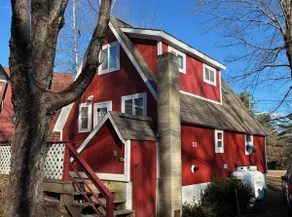 Red Sleigh Chalet - Campton - Image 4