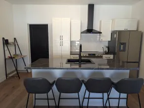Jeff's Place - Image 4