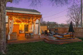 Amazing Backyard Only 2 miles to Downtown with Sauna and FirePit - Image 2