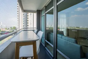 Nordic Minimal 3BR with Tub Near Impact Arena DMK Airport - Image 4