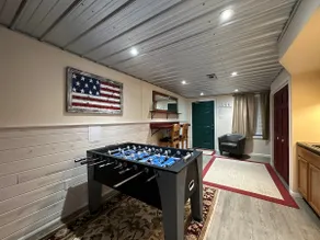 Rustic Cabin / 4-bed/ Fireplace/ Hot Tub/ Bar Area - Image 4