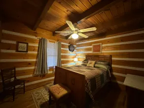 Rustic Cabin / 4-bed/ Fireplace/ Hot Tub/ Bar Area - Image 5