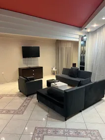 A&S Luxury Apartment - Image 3