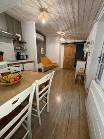 Le Logis du Coteau Guest House - Image 3