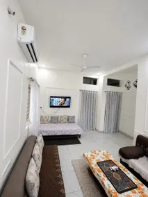 RamRaj Guest House FF 2BHK Stay near Mahakal. - Image 5