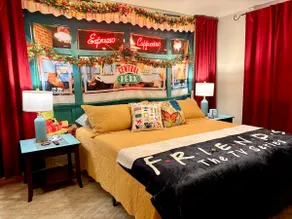 Fun Escape Friends Central Perk - Starved Rock - Image 5