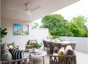 High Street Hideaway in the Hinterland - Image 3