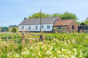 Fridays Barn - Image 4