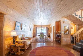 Everpine Retreat+HotTub+WiFi+AC - Image 4