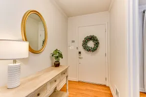 Renovated, Charming! 12 min to Med. Dist, 5 beds! - Image 5