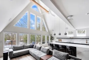 Designer A-Frame w/Hot Tub, 9mi to Jim Thorpe - Image 4
