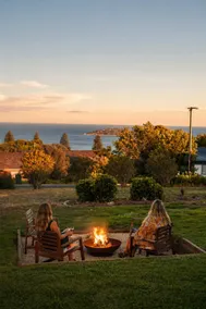Ocean Views | Large gardens | Byron infused | Town - Image 3