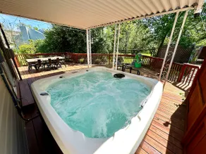 Golden Splash, HotTub & Fire Pit, 15 Min2CVG - Image 2