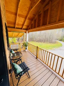 Black Cabin Retreat-2BD/1B/Hot Tub/Ac/Wi-fi/W/D - Image 4