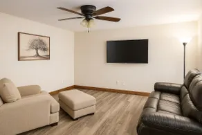 5BR Home by Lake and Park; near Boulder and Denver - Image 3