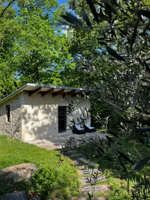 La Petite Cabane - Image 2