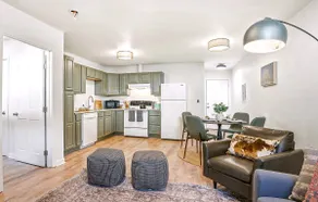 Walkable Downtown Location with Mountain Views - Image 4