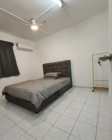 TANGKAK HOMESTAy - Image 3