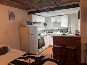 Small Cozy Cocon in the heart of the village of Allauch - Image 4