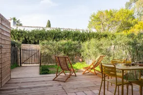Studio close to the sea with garden - Image 4