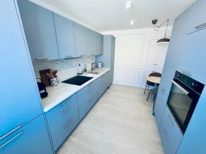 Top Floor – Panoramic Sea View - Image 5