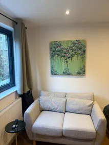 The Haven Luxury Studio Apartment with parking - Image 3