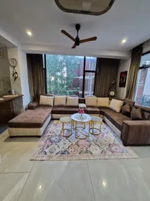 Kasauli 180° Valley View |Café •Parking| Pets|24*7 - Image 2