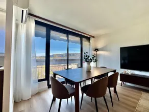 Central | 2 bedrooms | King-size bed (180 x 200) | A/C - Image 3