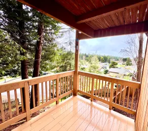Redwood House - Image 3
