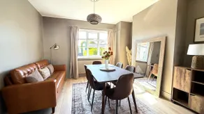 The Marina - 3 Bedroom Luxury Holiday Home - Image 3