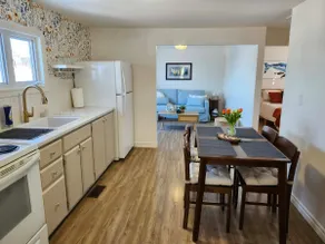 Salt Air Stays - Newly Opened - Image 2