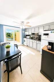 Relax at The Waterfront~Peaceful 2 bedroom - Image 3