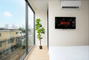 5BR Penthouse in Sukhumvit 650m to BTS Ekamai - Image 5
