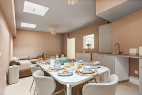 French house - Image 2