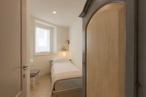 Modern two bedroom flat close to Osimo city center - Image 3