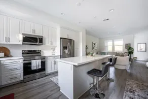 Cozy Stay Near San Diego With 2 Car Garage - Image 4