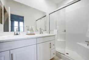 Cozy Stay Near San Diego With 2 Car Garage - Image 5
