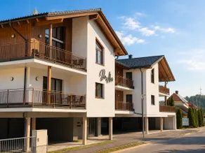 Tilli – Alpine Apartment | Balcony & Mountain View - Image 3