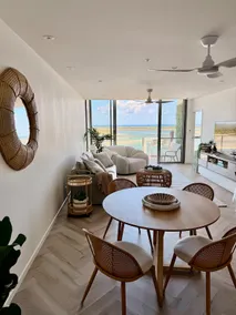Vitamin Sea - Gold Coast luxury on the lagoon - Image 4