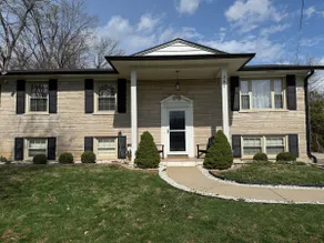 Family Paradise - Upstairs Unit - Image 2