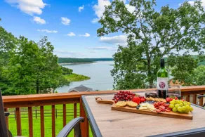 Lake View · Hot Tub · Game Room · Sleeps 16 - Image 4