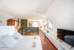 Luxurious property with exceptional sea view - Image 4