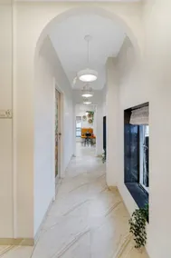 Aleo: Private 1 BHK in Charming Bungalow - Image 5