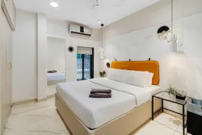 Aleo: Private 1 BHK in Charming Bungalow - Image 2