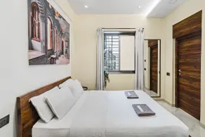 Oak 1BHK in Bandra W by SquareOne Stays - Image 2